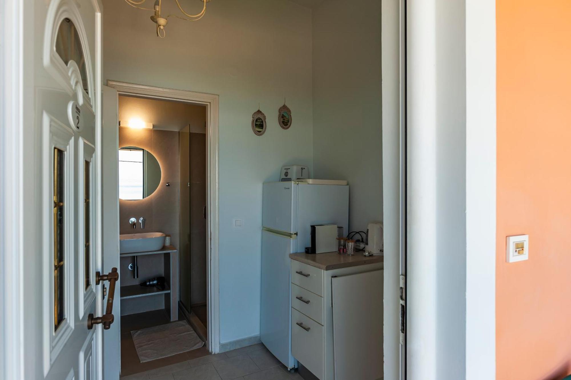 Anna Apartments Boukari Mpoukaris Extérieur photo