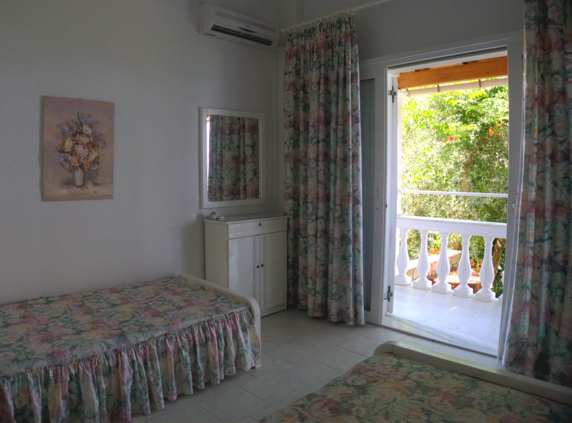 Anna Apartments Boukari Mpoukaris Extérieur photo